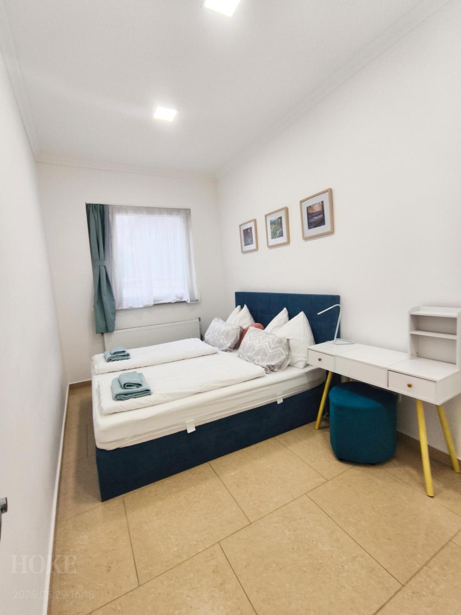 Ruyi Holiday Sopron Exterior photo